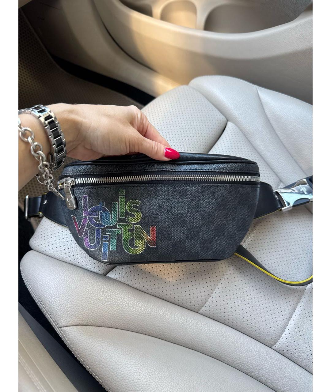 LOUIS VUITTON Темно-синяя поясная сумка, фото 8