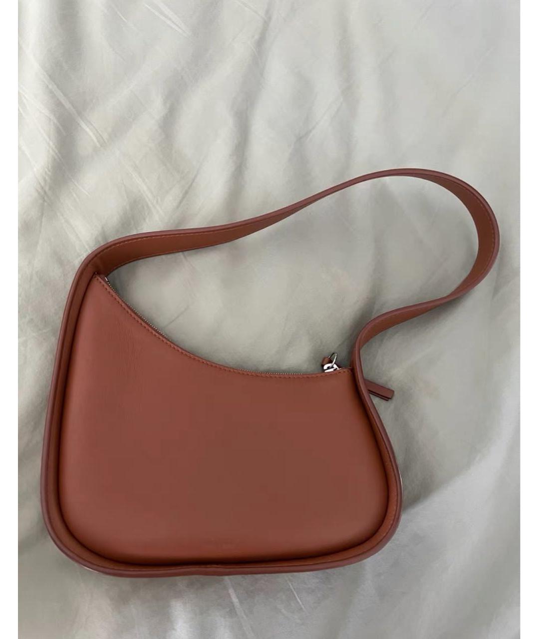 THE ROW Коричневая кожаная сумка с короткими ручками, фото 3
