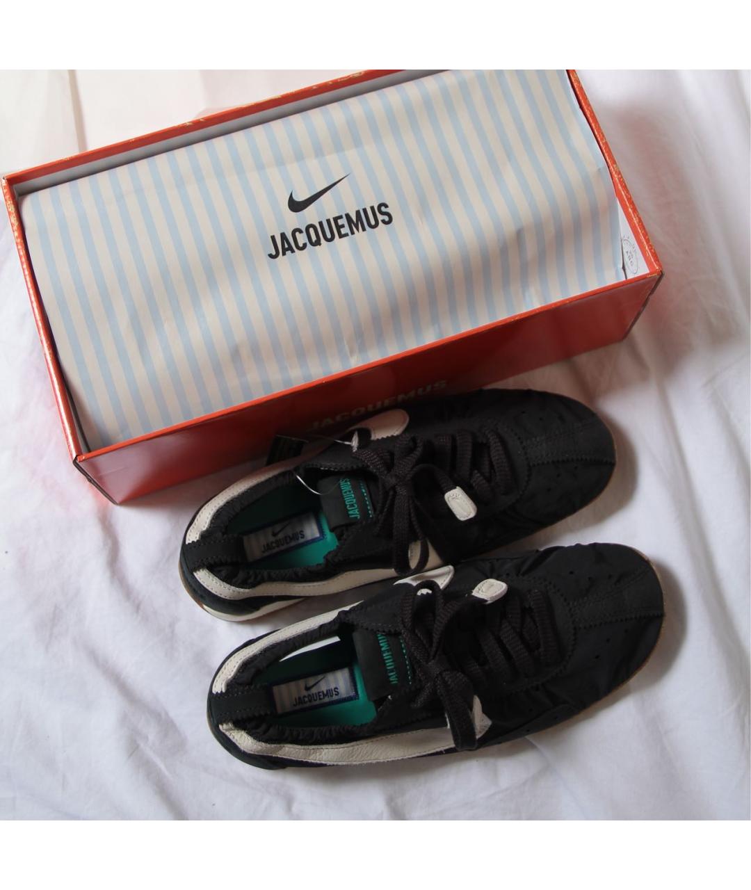 JACQUEMUS Черные замшевые кеды, фото 2