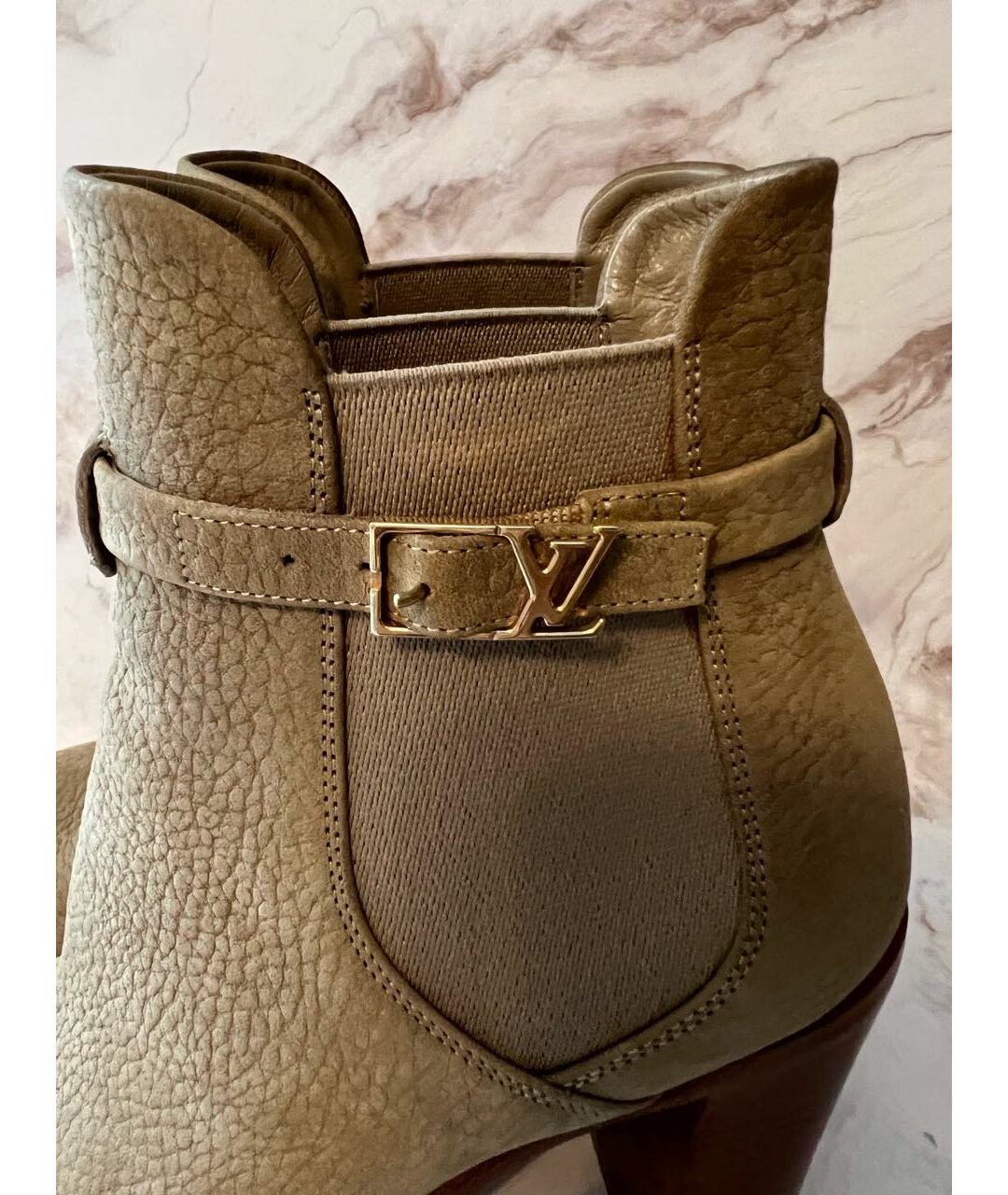 LOUIS VUITTON Бежевые кожаные ботильоны, фото 6