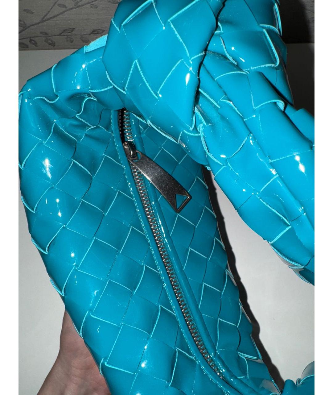 BOTTEGA VENETA Бирюзовая сумка с короткими ручками из лакированной кожи, фото 4