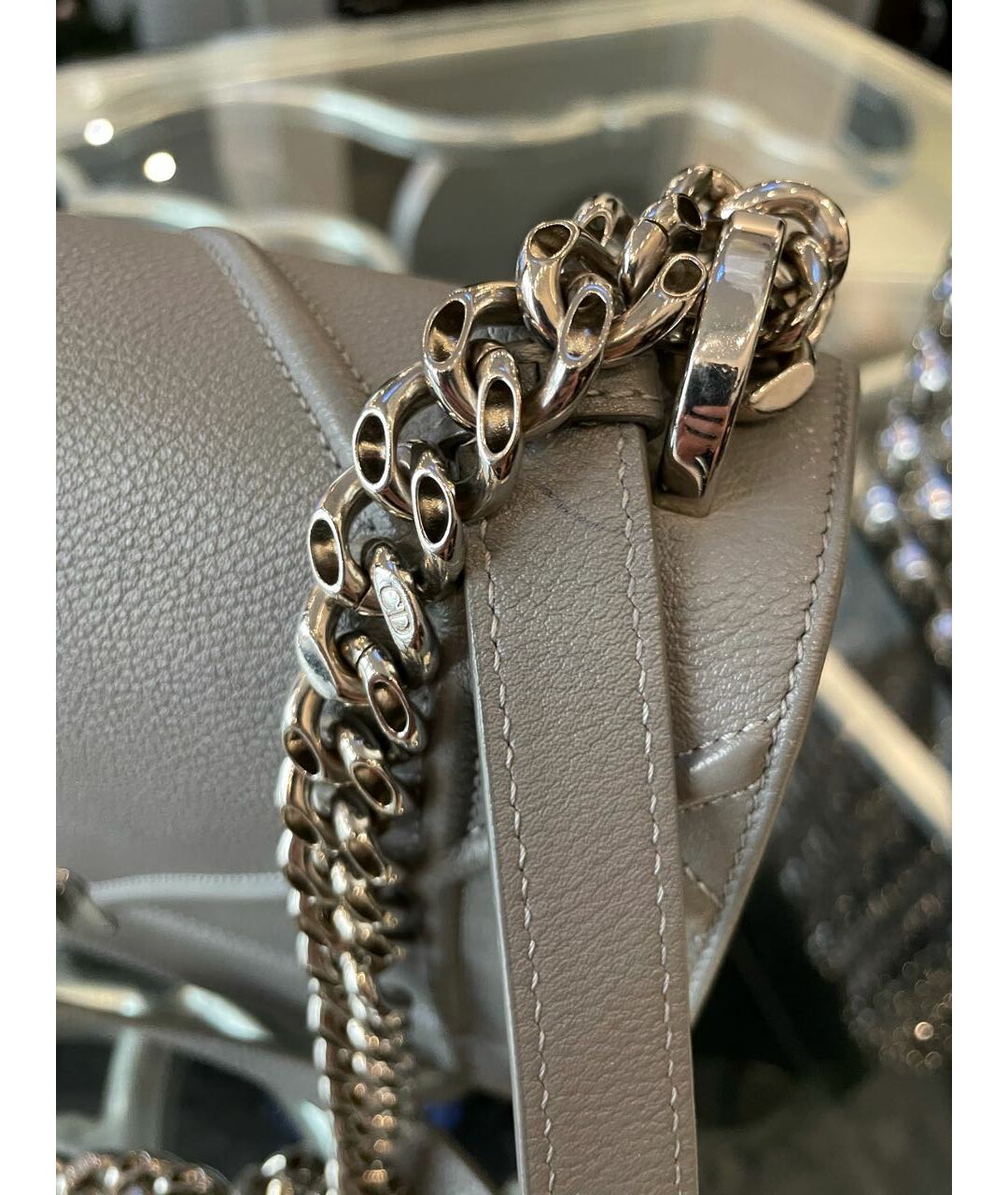 CHRISTIAN DIOR Серая кожаная сумка тоут, фото 6