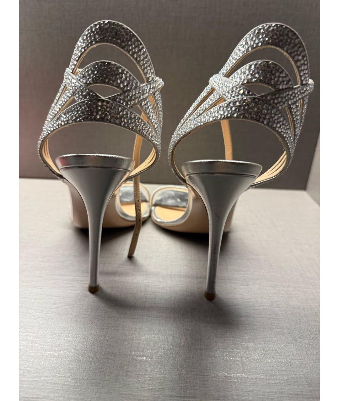 GIANVITO ROSSI Серебряные кожаные босоножки, фото 2