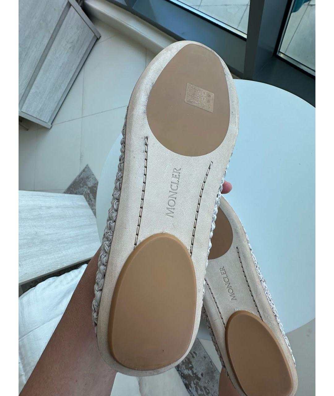 MONCLER Бежевые текстильные лоферы, фото 5