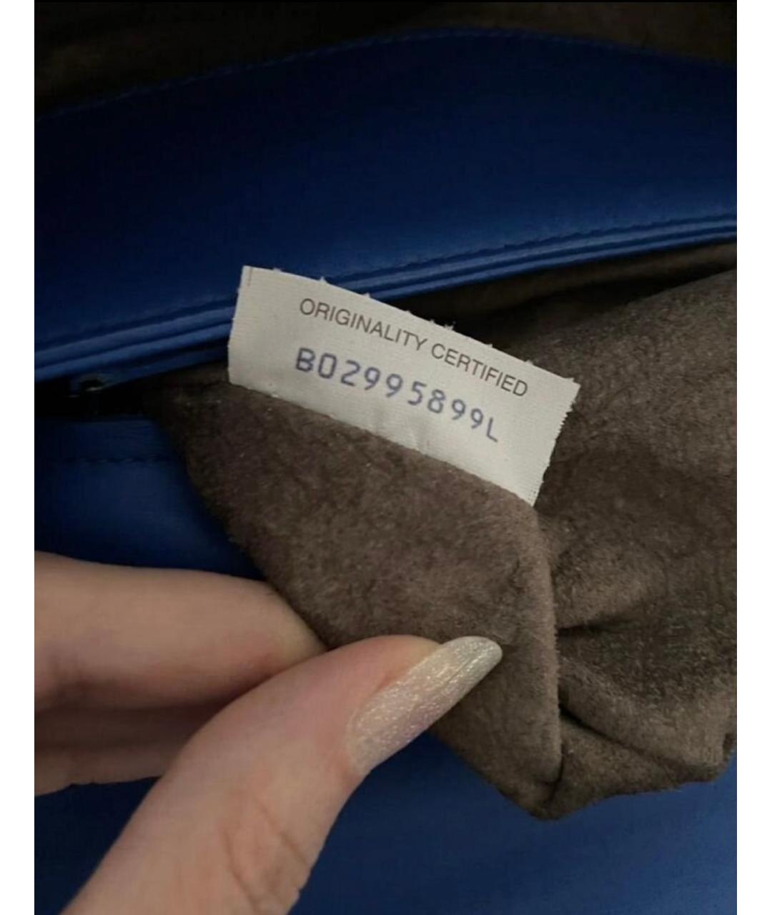 BOTTEGA VENETA Синяя кожаная сумка с короткими ручками, фото 6