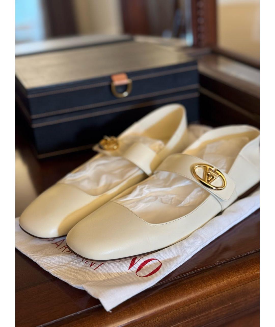 VALENTINO Белые кожаные балетки, фото 5