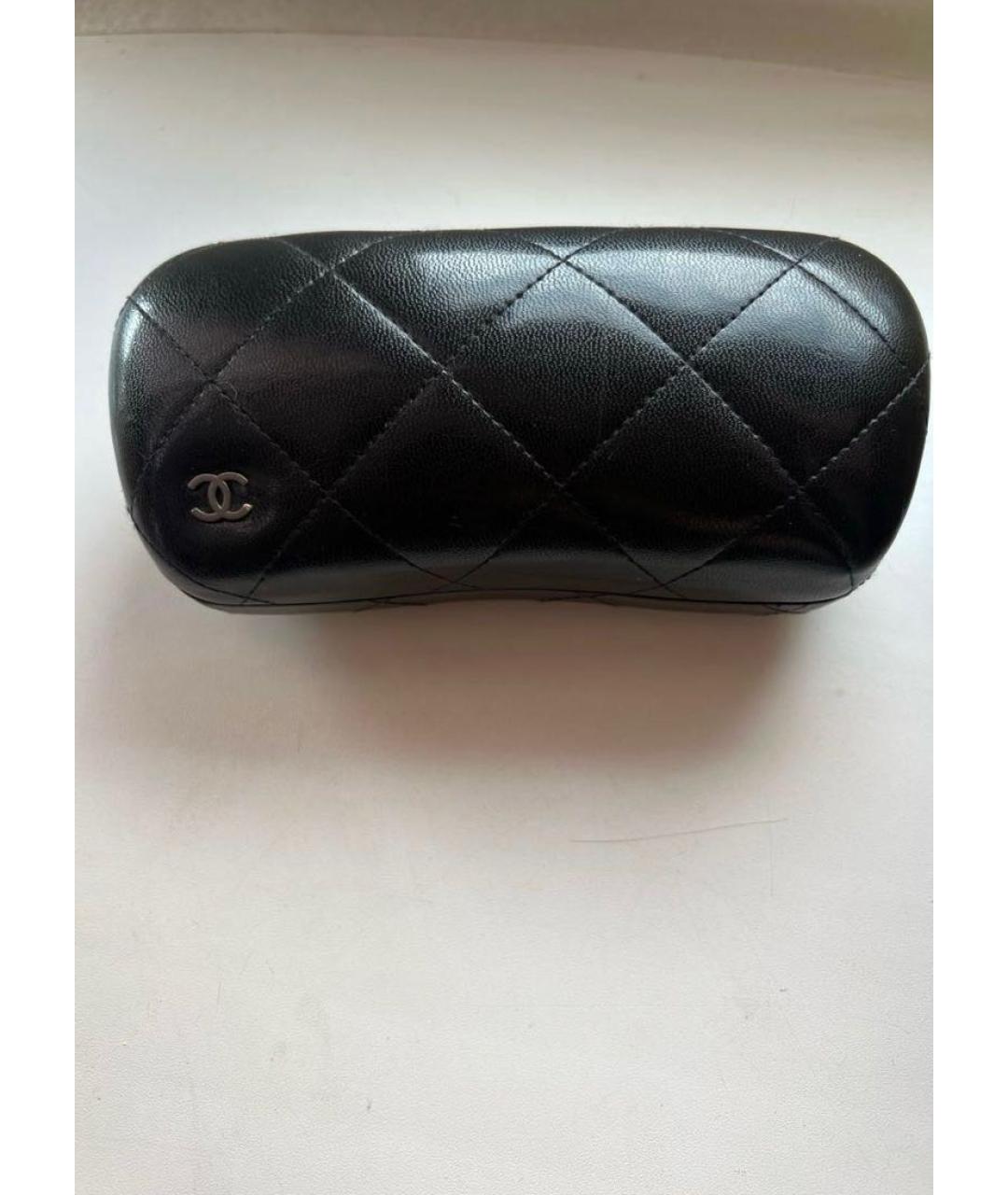 CHANEL Черные пластиковые солнцезащитные очки, фото 4