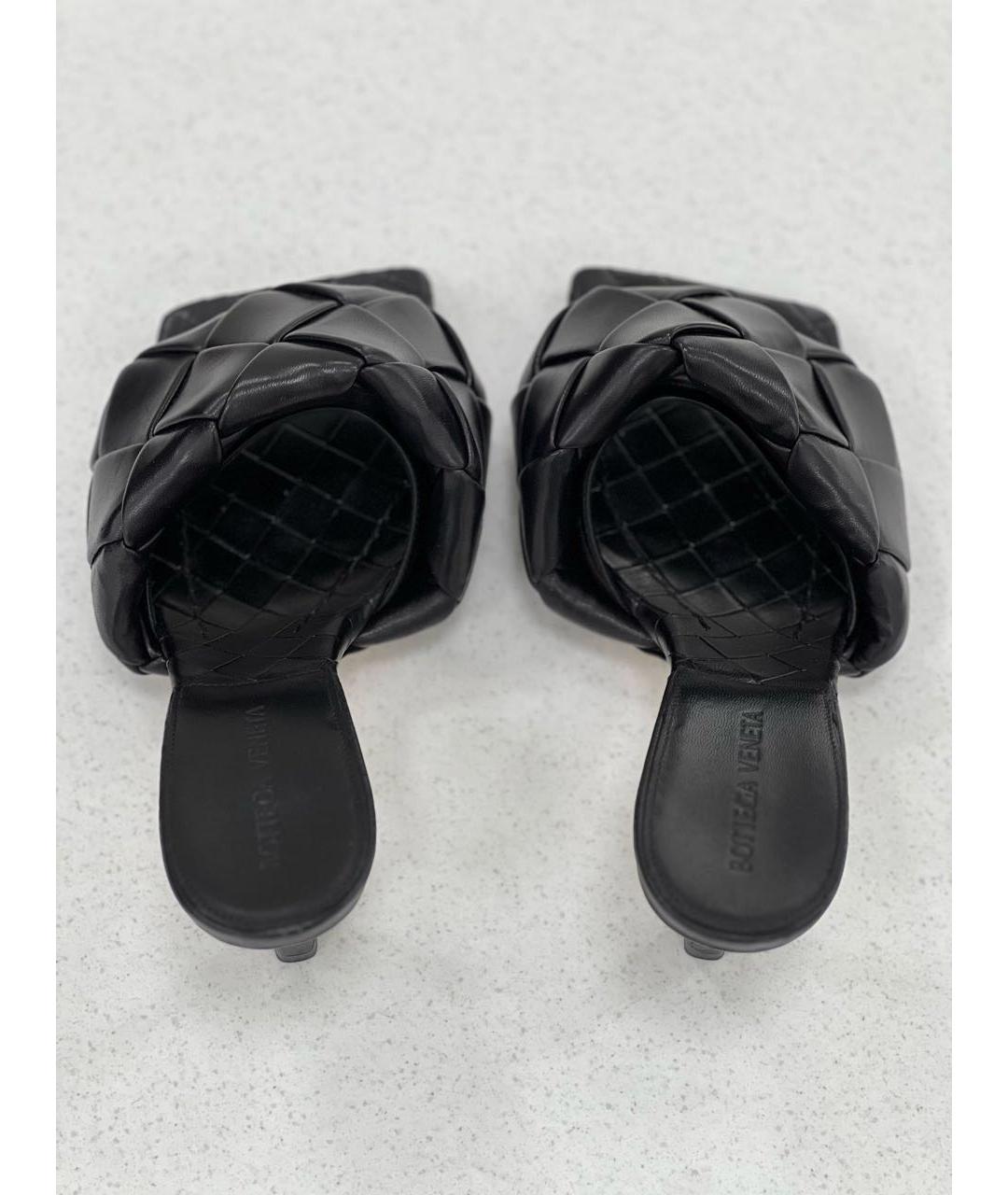 BOTTEGA VENETA Черные кожаные босоножки, фото 3