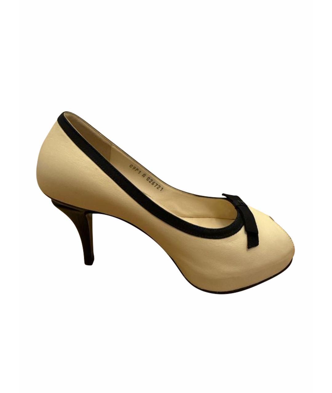 CHANEL Бежевые кожаные туфли, фото 1