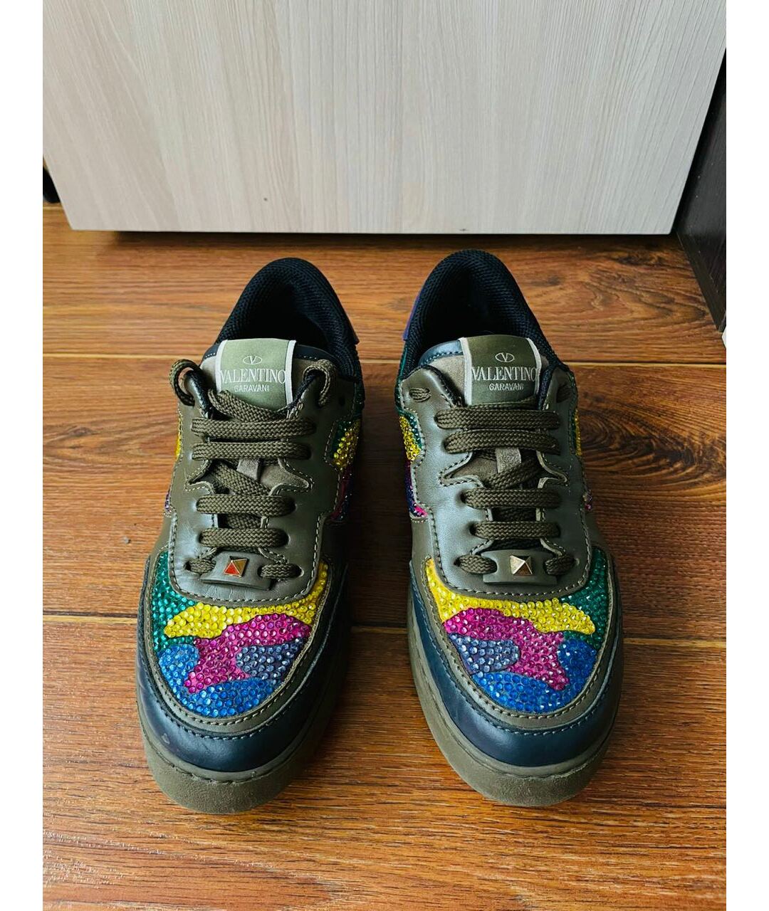 Valentino best sale sneakers swarovski