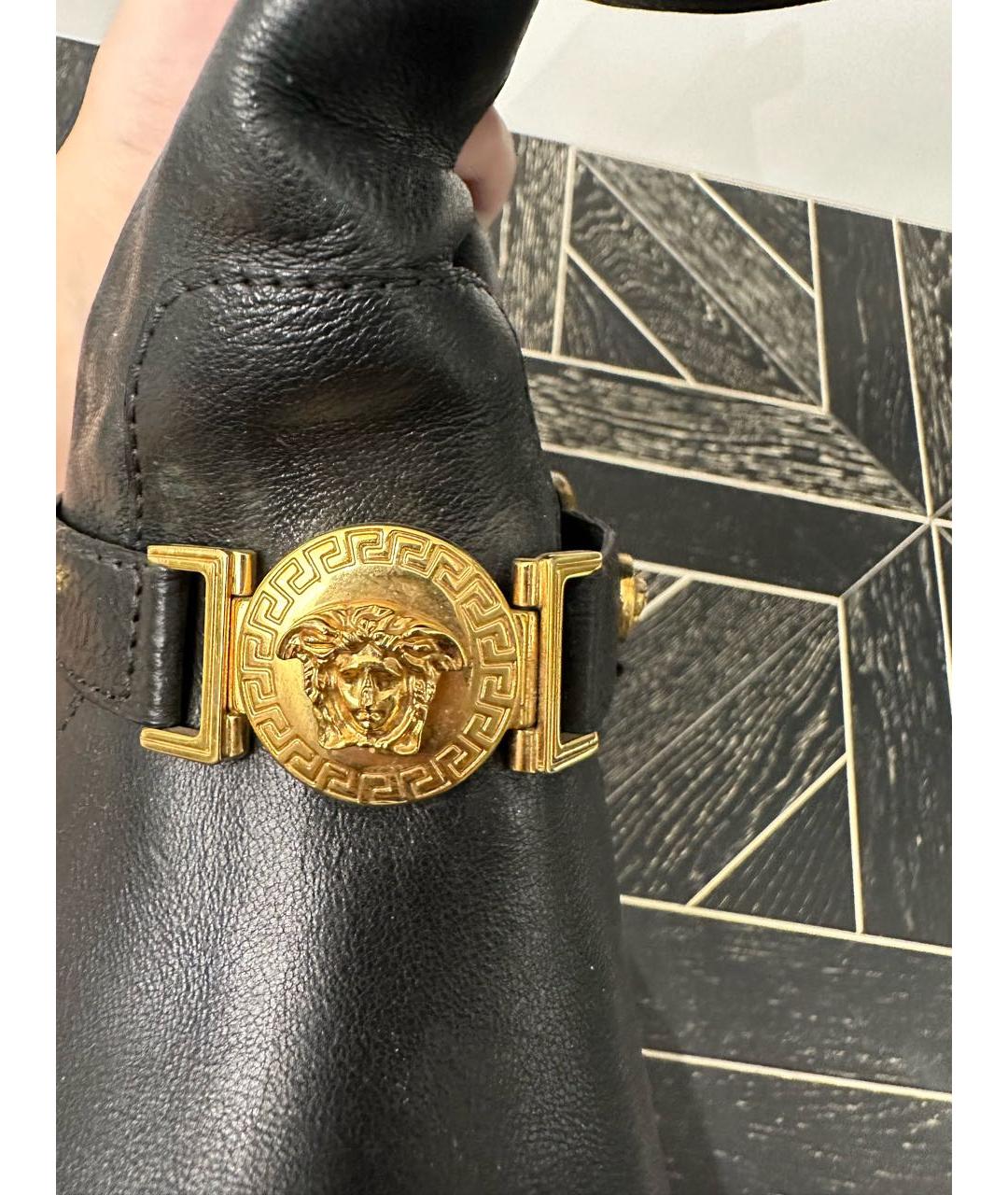 VERSACE Черные кожаные сапоги, фото 3