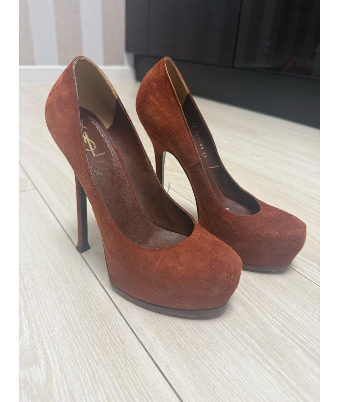 SAINT LAURENT Оранжевое замшевые туфли, фото 3