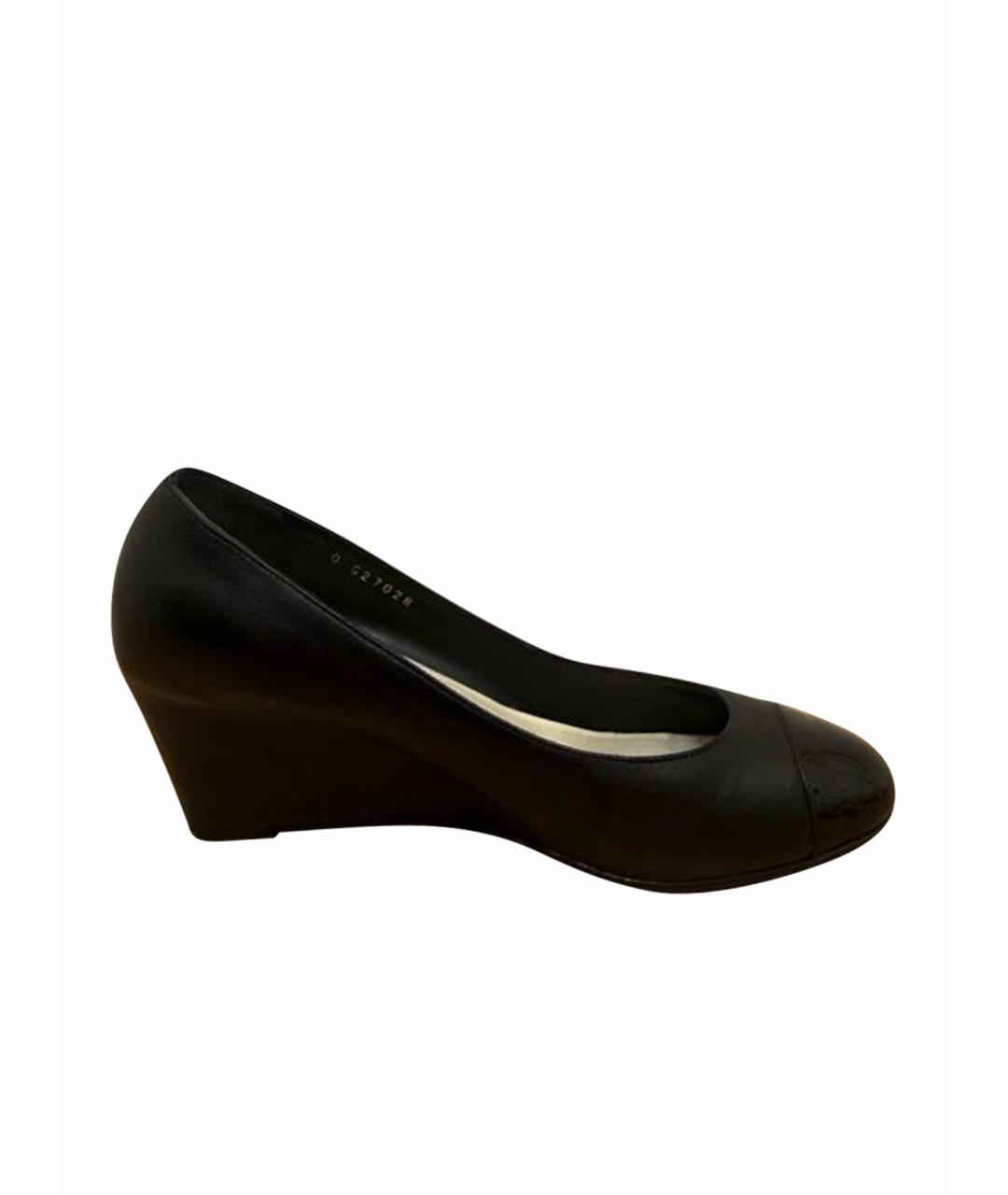 CHANEL Черные кожаные туфли, фото 1