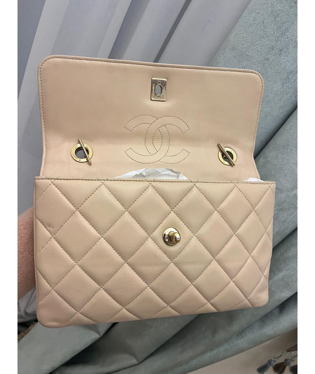 CHANEL Бежевая кожаная сумка через плечо, фото 8