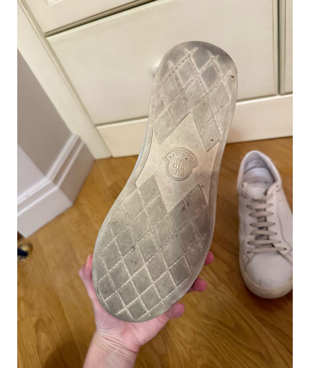 MONCLER Белые кожаные низкие кроссовки / кеды, фото 6