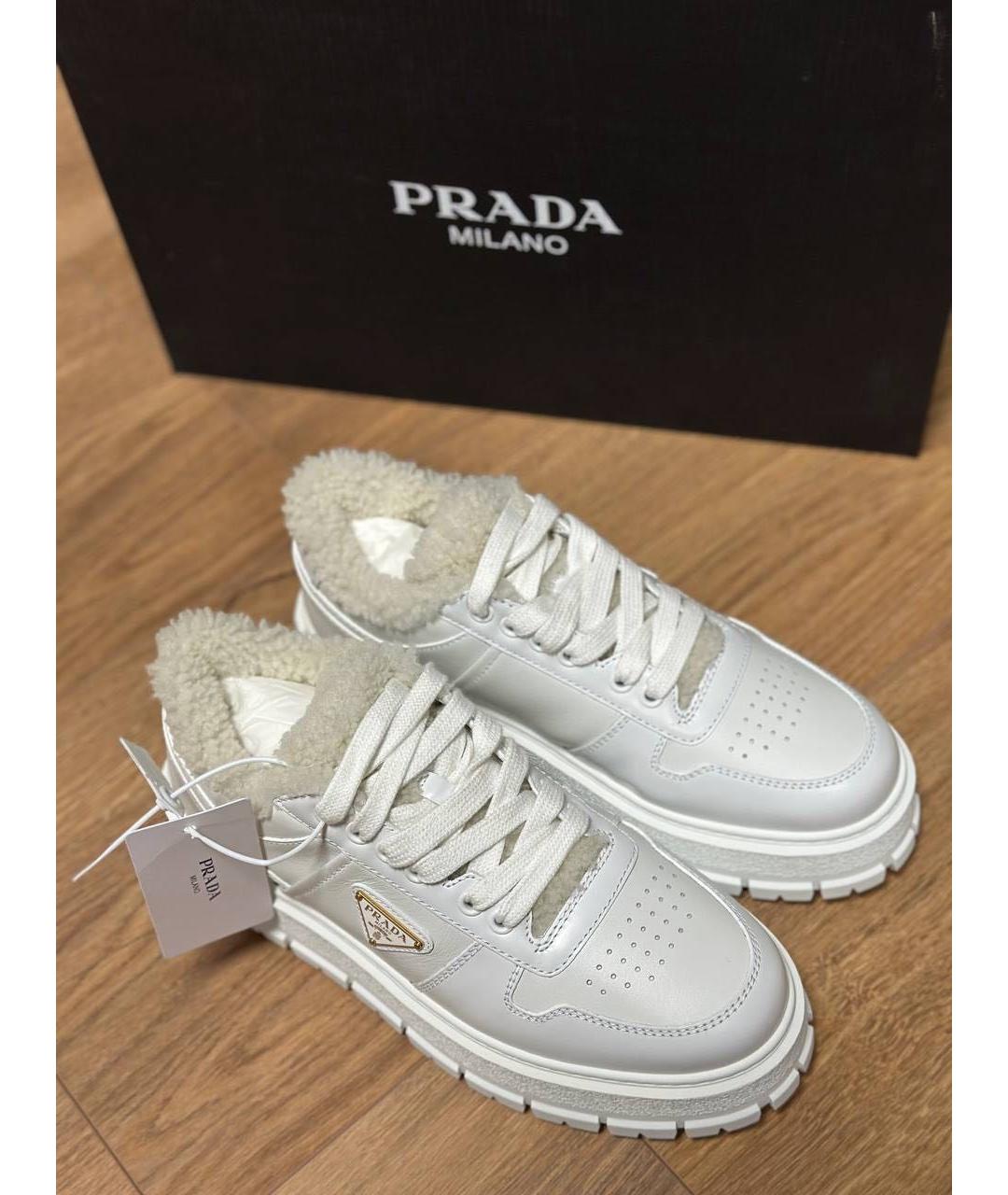 PRADA Белые кожаные кроссовки, фото 2