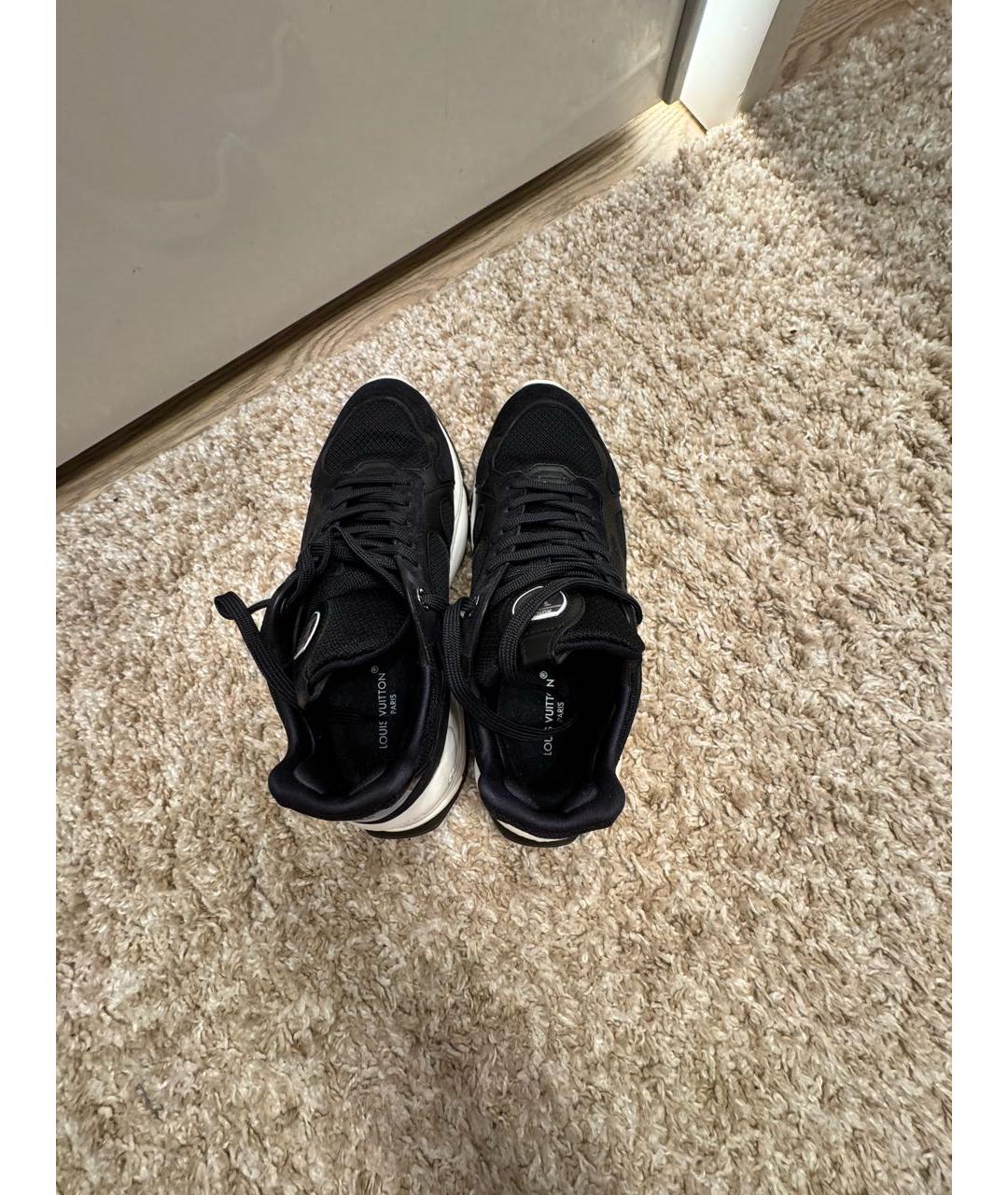 LOUIS VUITTON Черные замшевые кроссовки, фото 3
