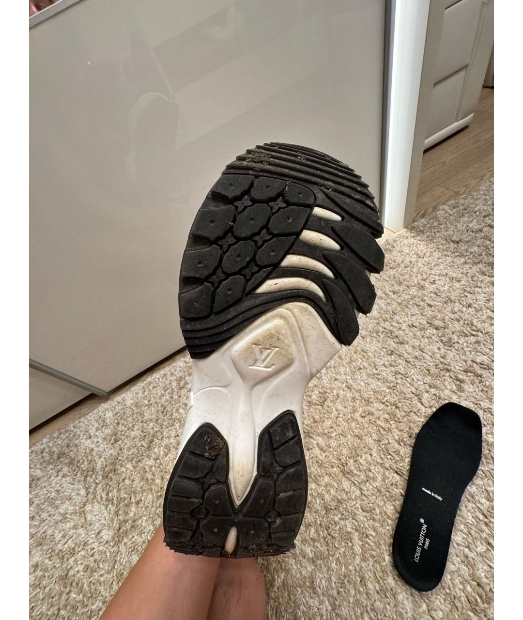LOUIS VUITTON Черные замшевые кроссовки, фото 6