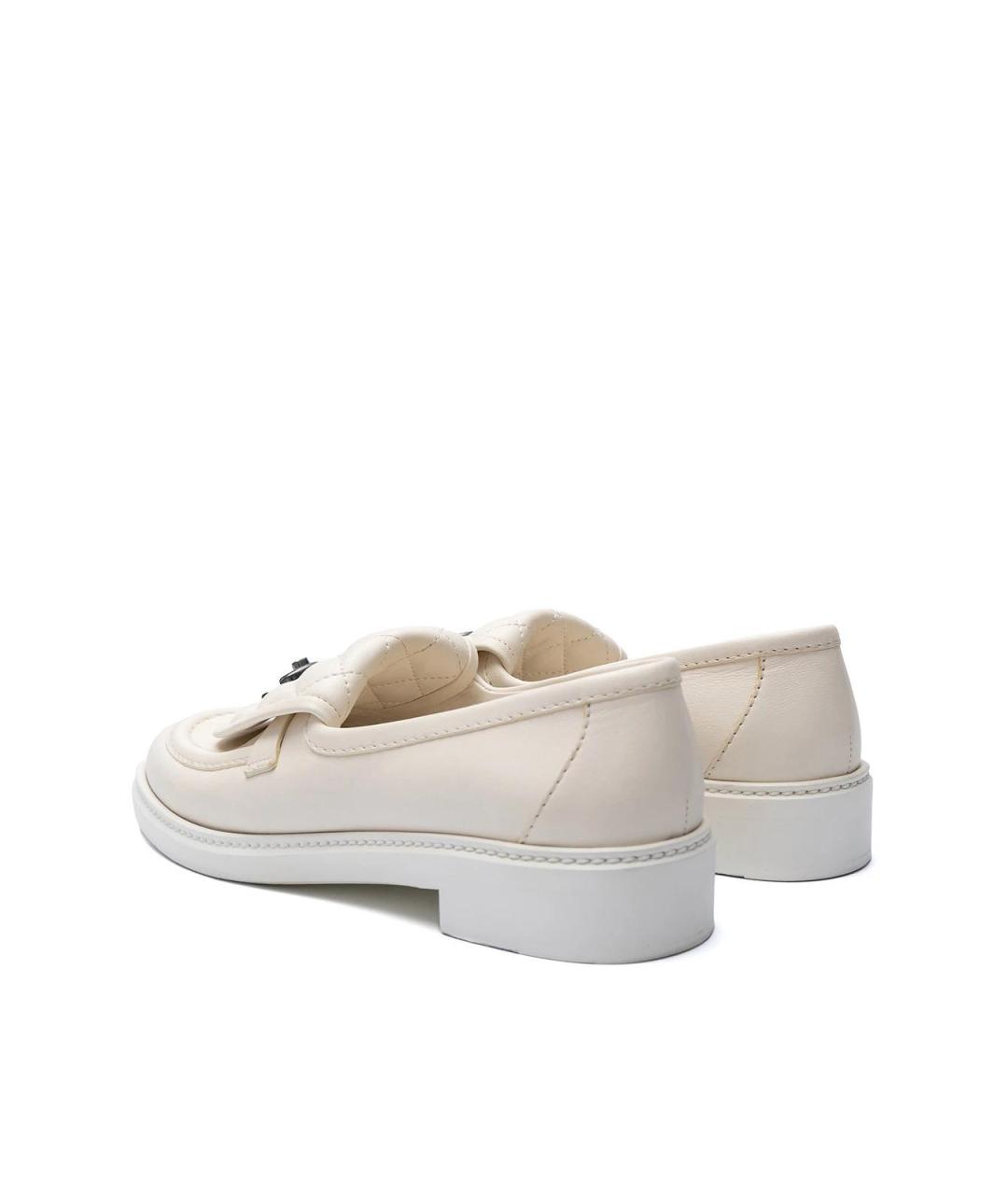 CHANEL Белые кожаные лоферы, фото 3