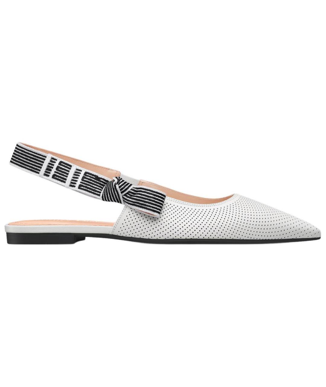 CHRISTIAN DIOR Белые кожаные лодочки на низком каблуке, фото 1