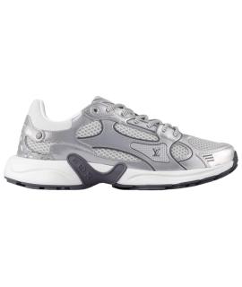 LOUIS VUITTON Кроссовки