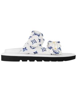 LOUIS VUITTON Сандалии
