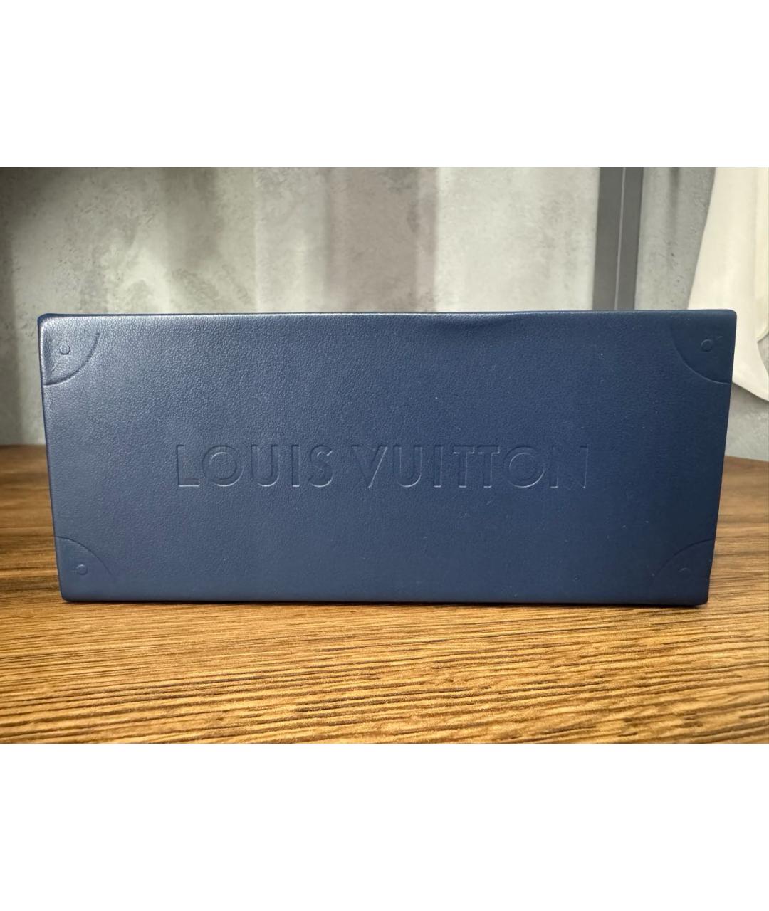 LOUIS VUITTON Белые пластиковые солнцезащитные очки, фото 7