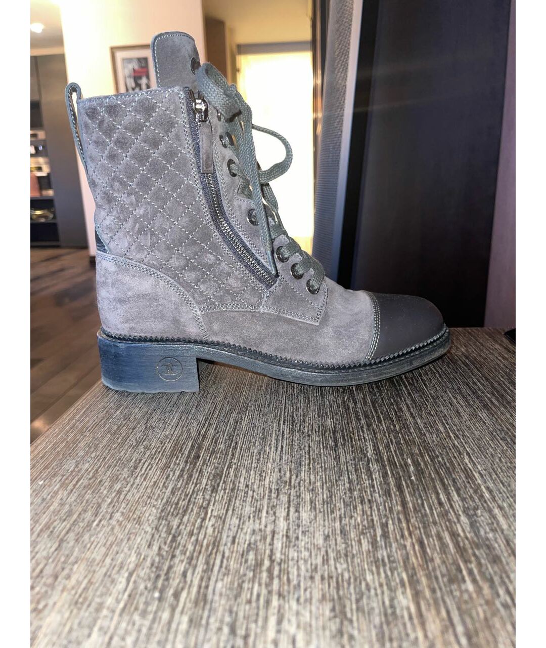 CHANEL Коричневые замшевые ботинки, фото 5