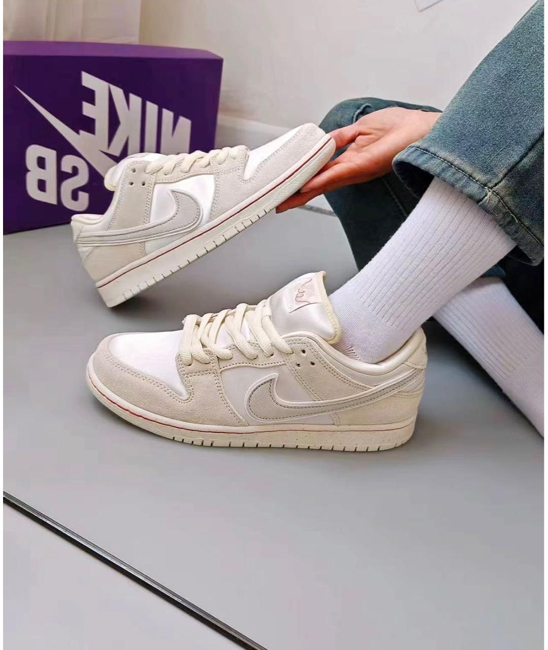NIKE Бежевые замшевые кроссовки, фото 6