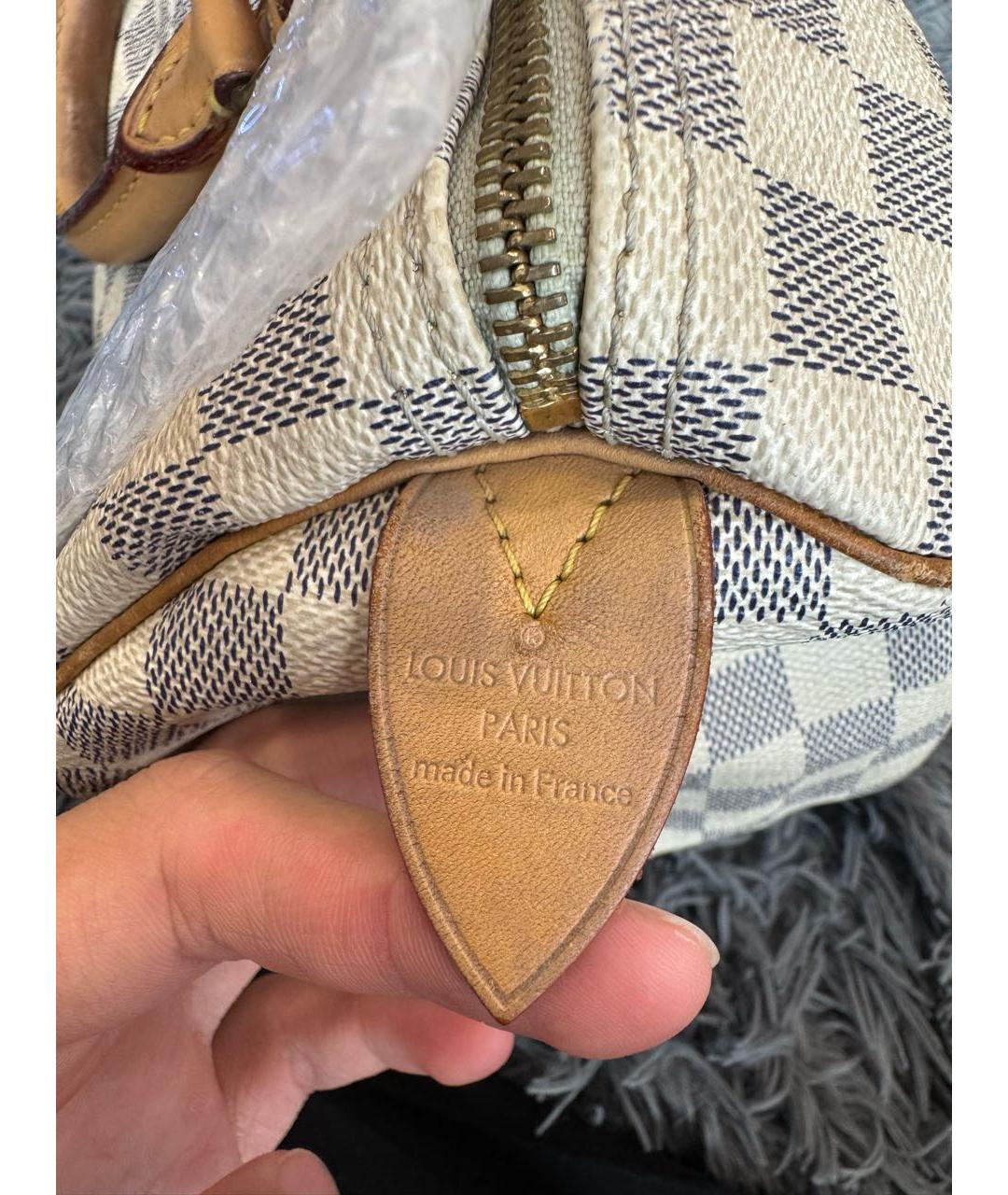 LOUIS VUITTON Белая кожаная сумка с короткими ручками, фото 6