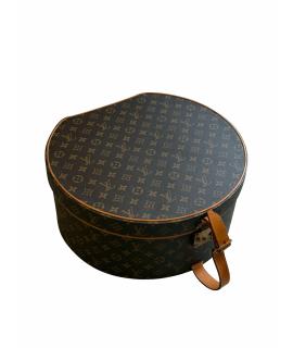LOUIS VUITTON Чемодан