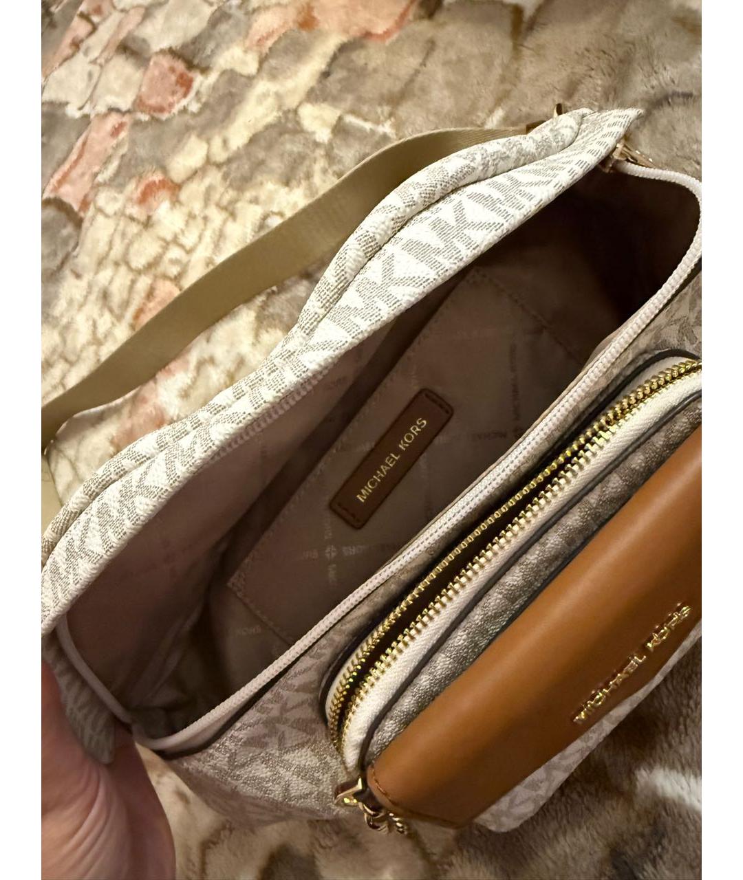 MICHAEL KORS Бежевая кожаная поясная сумка, фото 4