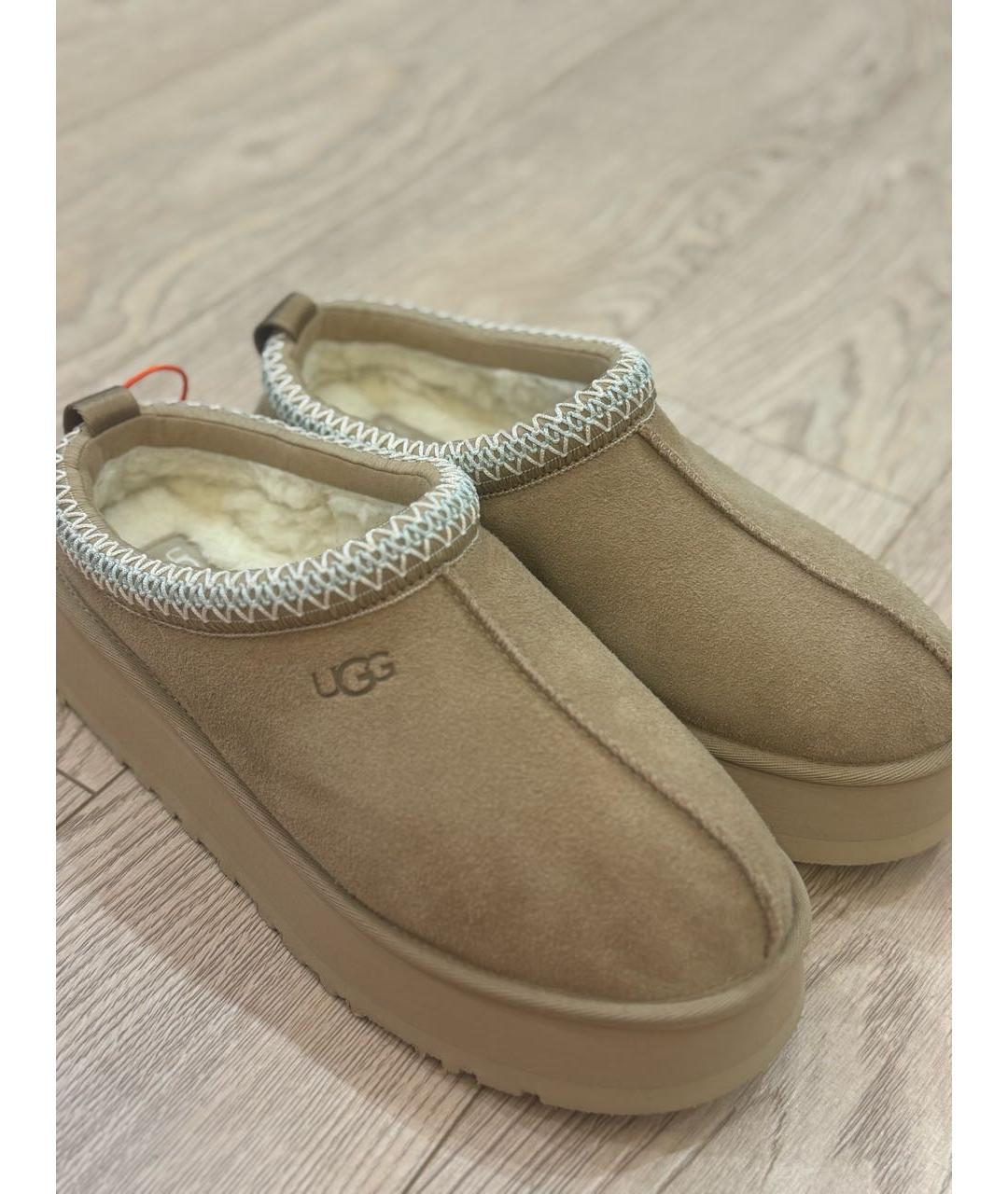 UGG AUSTRALIA Бежевые замшевые сабо, фото 2