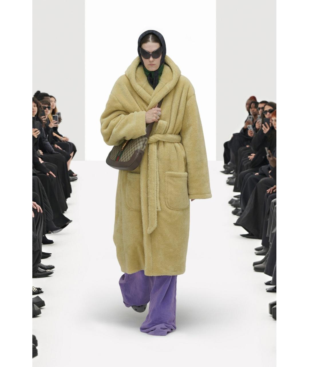 BALENCIAGA Бежевое пальто, фото 2