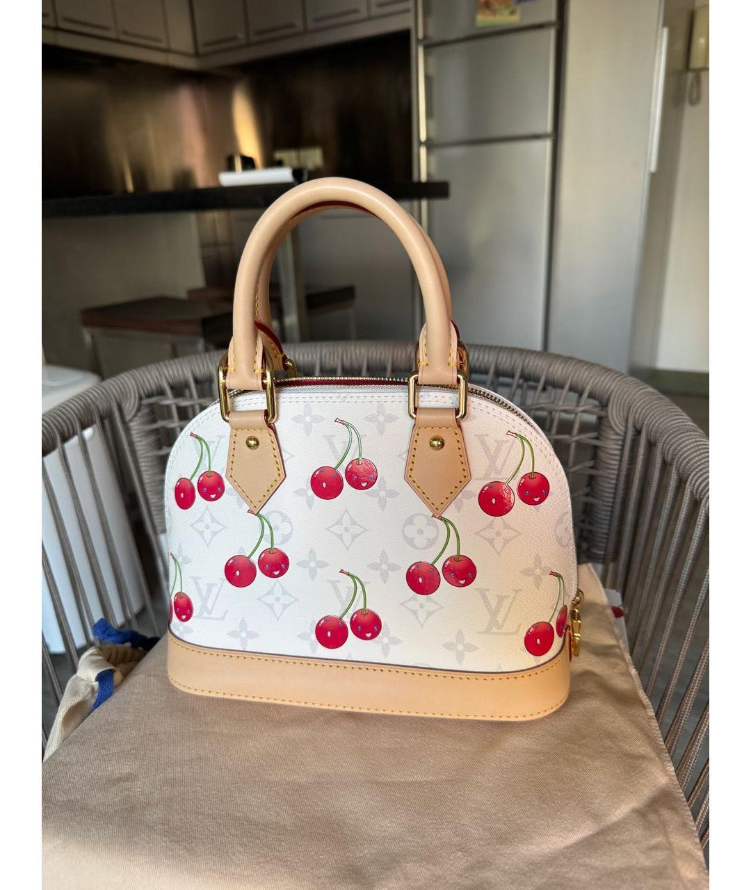 LOUIS VUITTON Белая кожаная сумка через плечо, фото 9