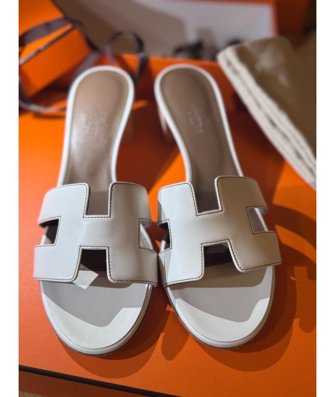 HERMES Белые кожаные босоножки, фото 5