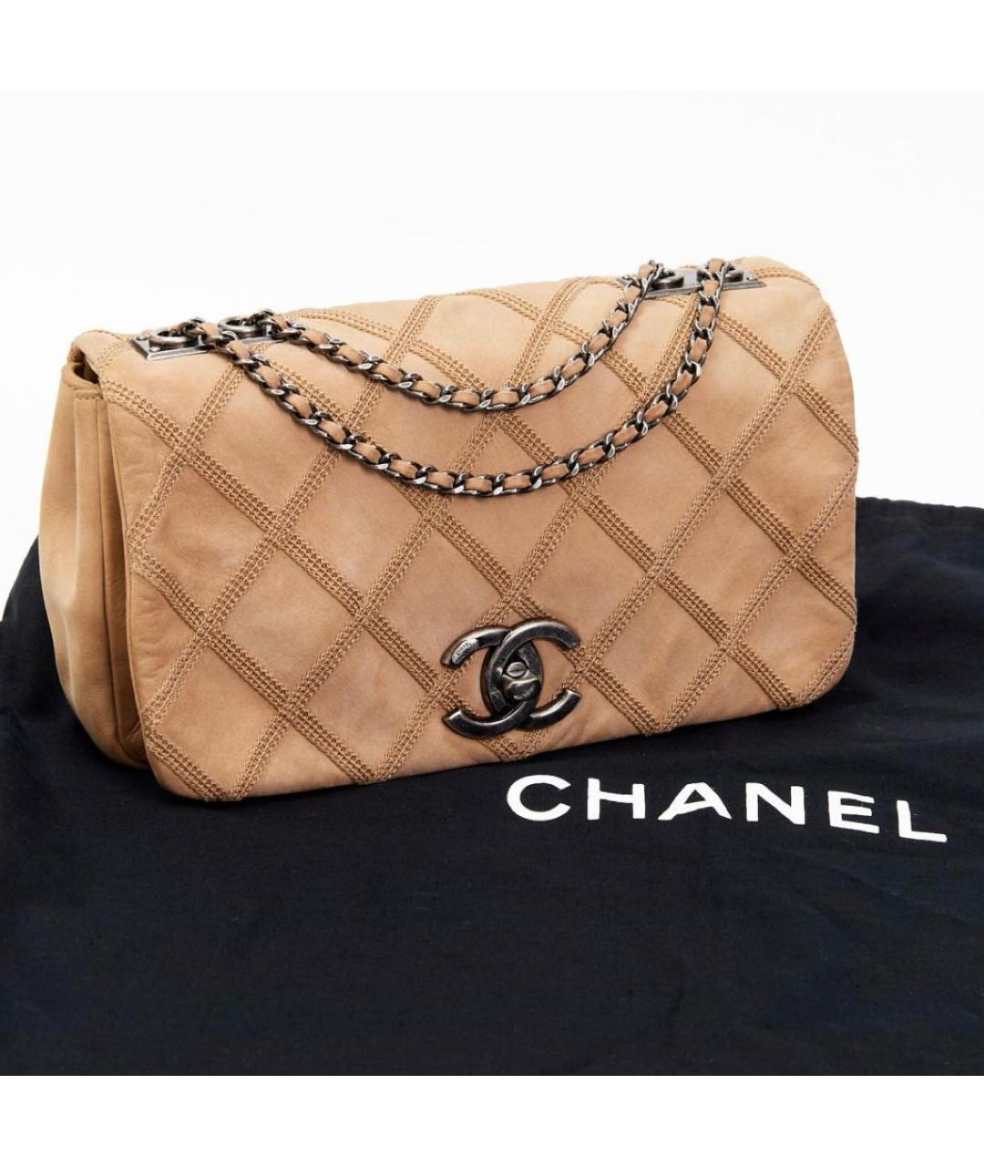 CHANEL Бежевая замшевая сумка через плечо, фото 4