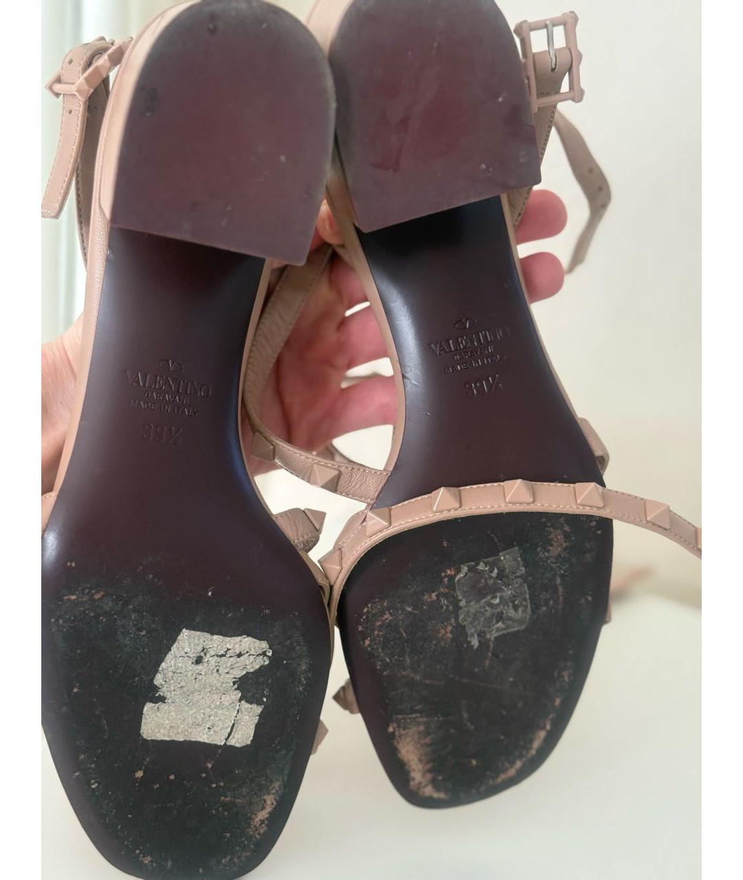 VALENTINO Бежевые кожаные босоножки, фото 5