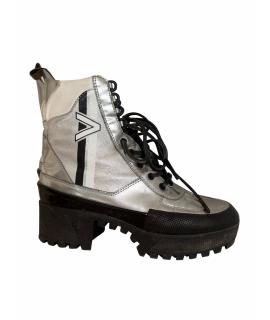 LOUIS VUITTON Ботинки