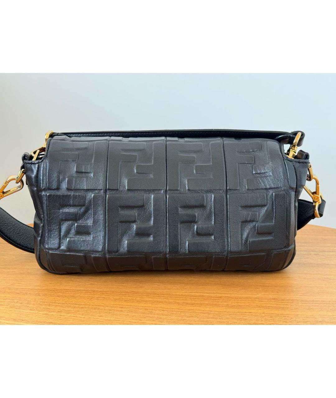 FENDI Черная кожаная сумка с короткими ручками, фото 7