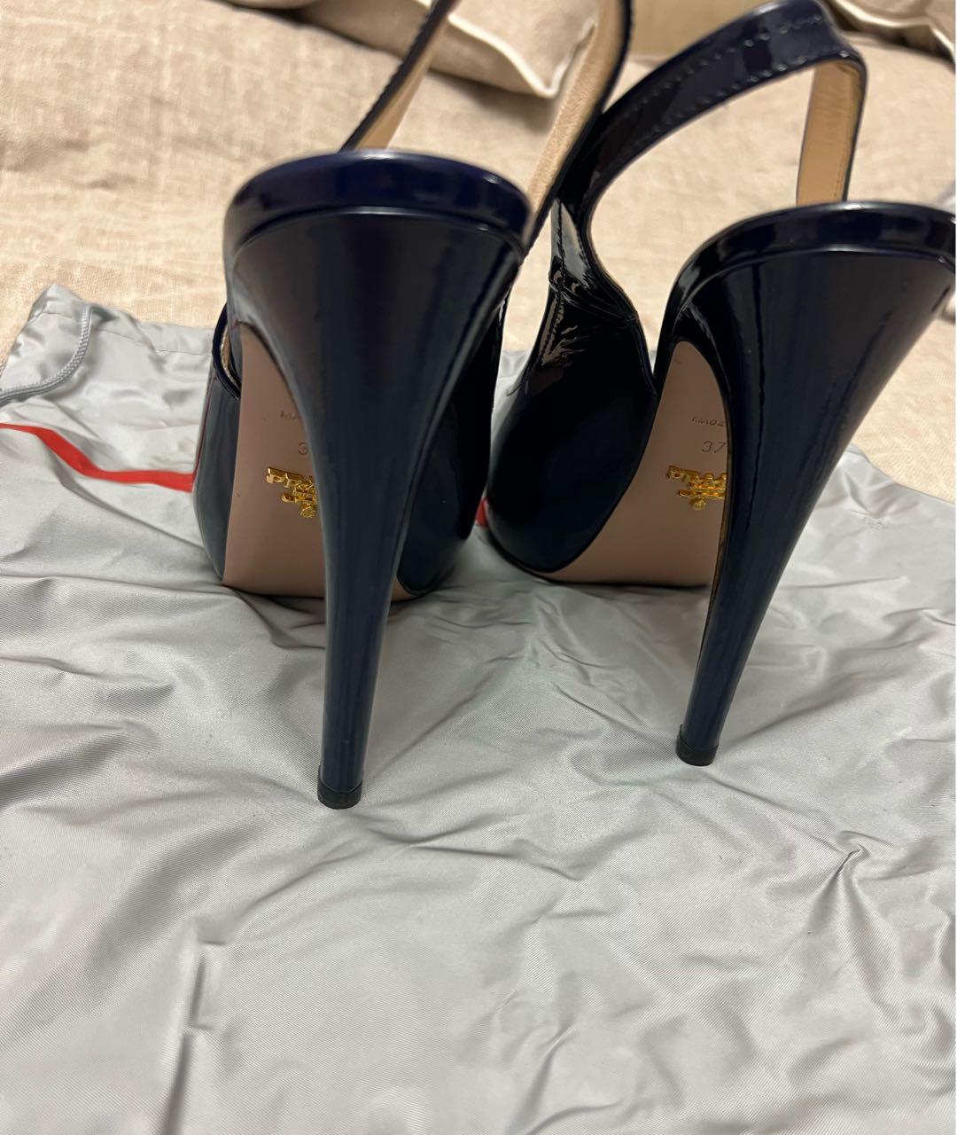 PRADA Темно-синие туфли из лакированной кожи, фото 3