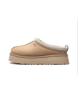UGG AUSTRALIA Ботинки