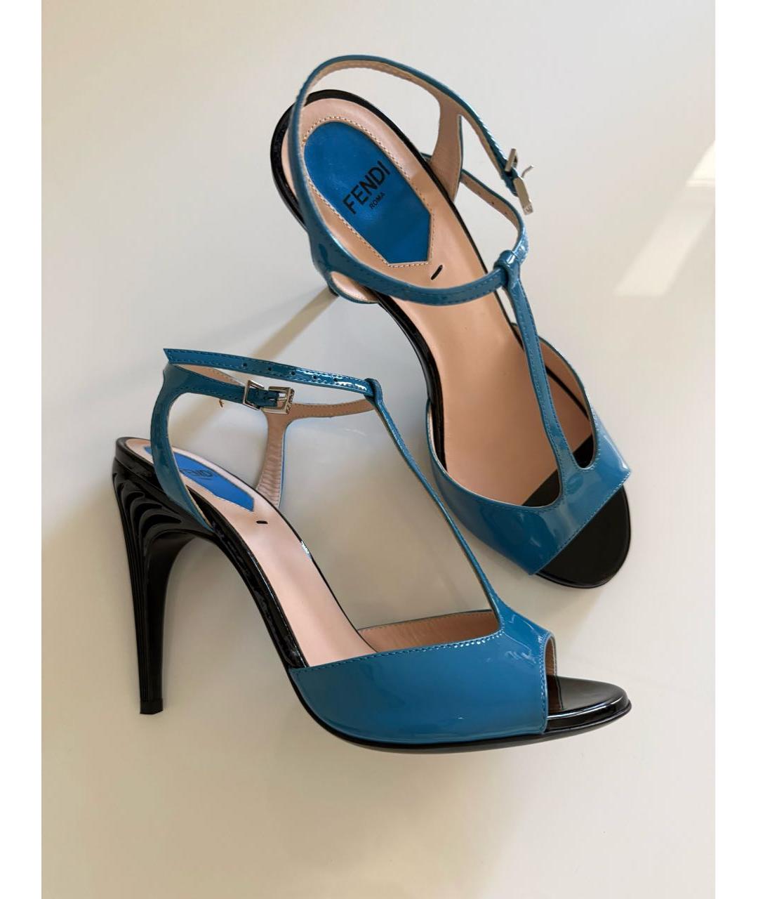 FENDI Синие босоножки из лакированной кожи, фото 3