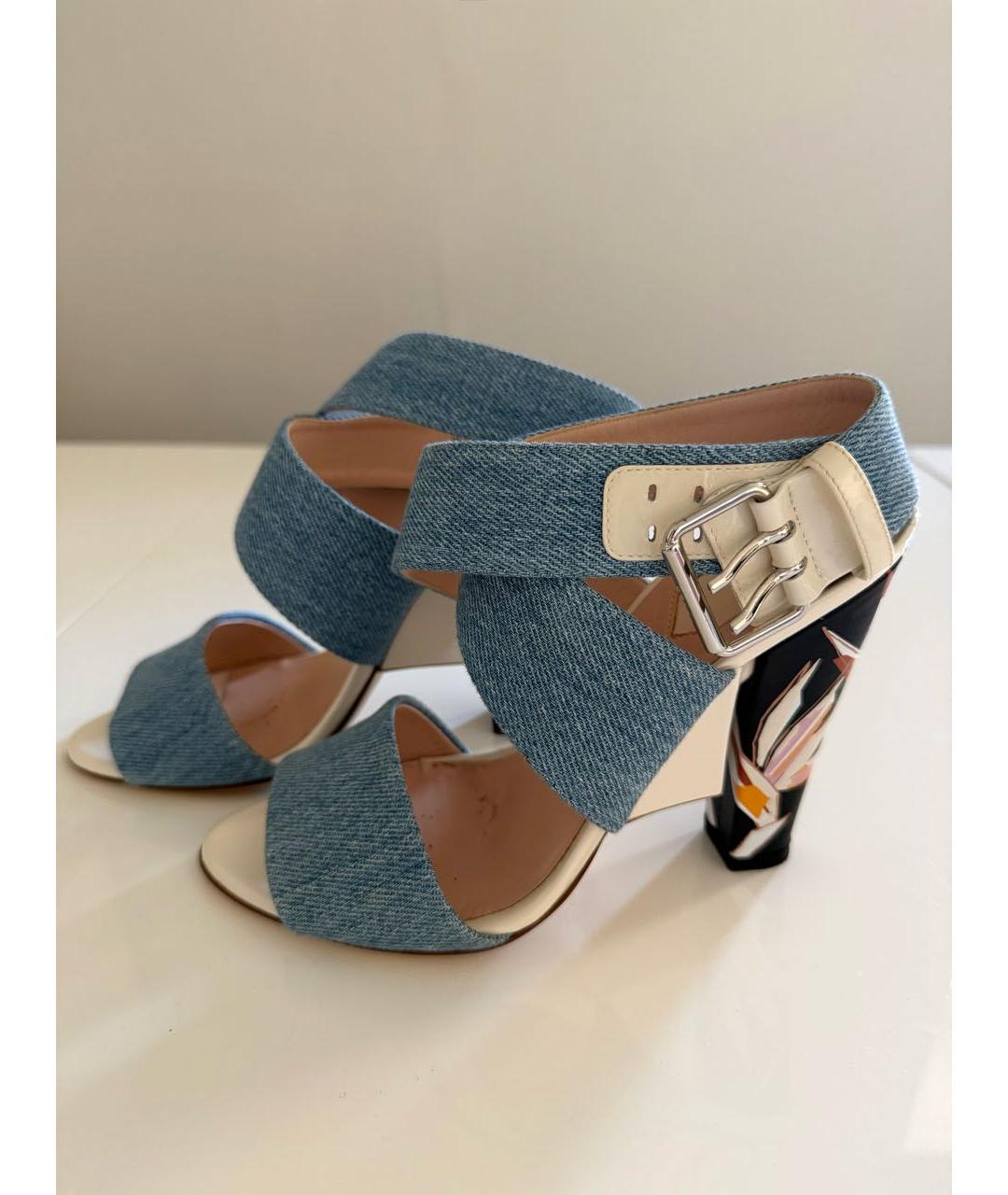 FENDI Голубые босоножки, фото 5