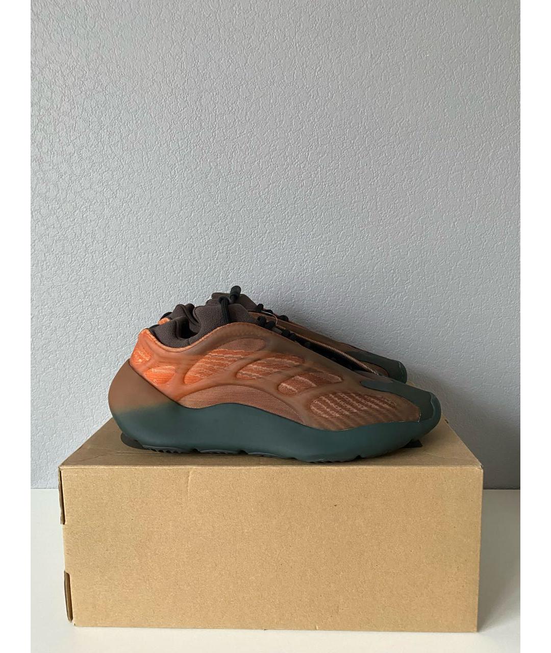 ADIDAS YEEZY Бордовые текстильные кроссовки, фото 5