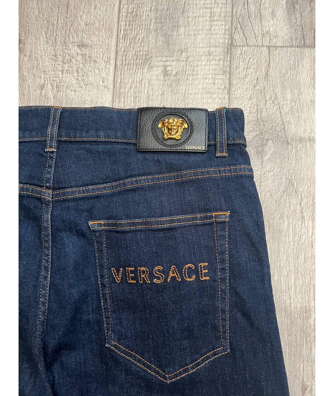 VERSACE Темно-синие хлопко-эластановые прямые джинсы, фото 3
