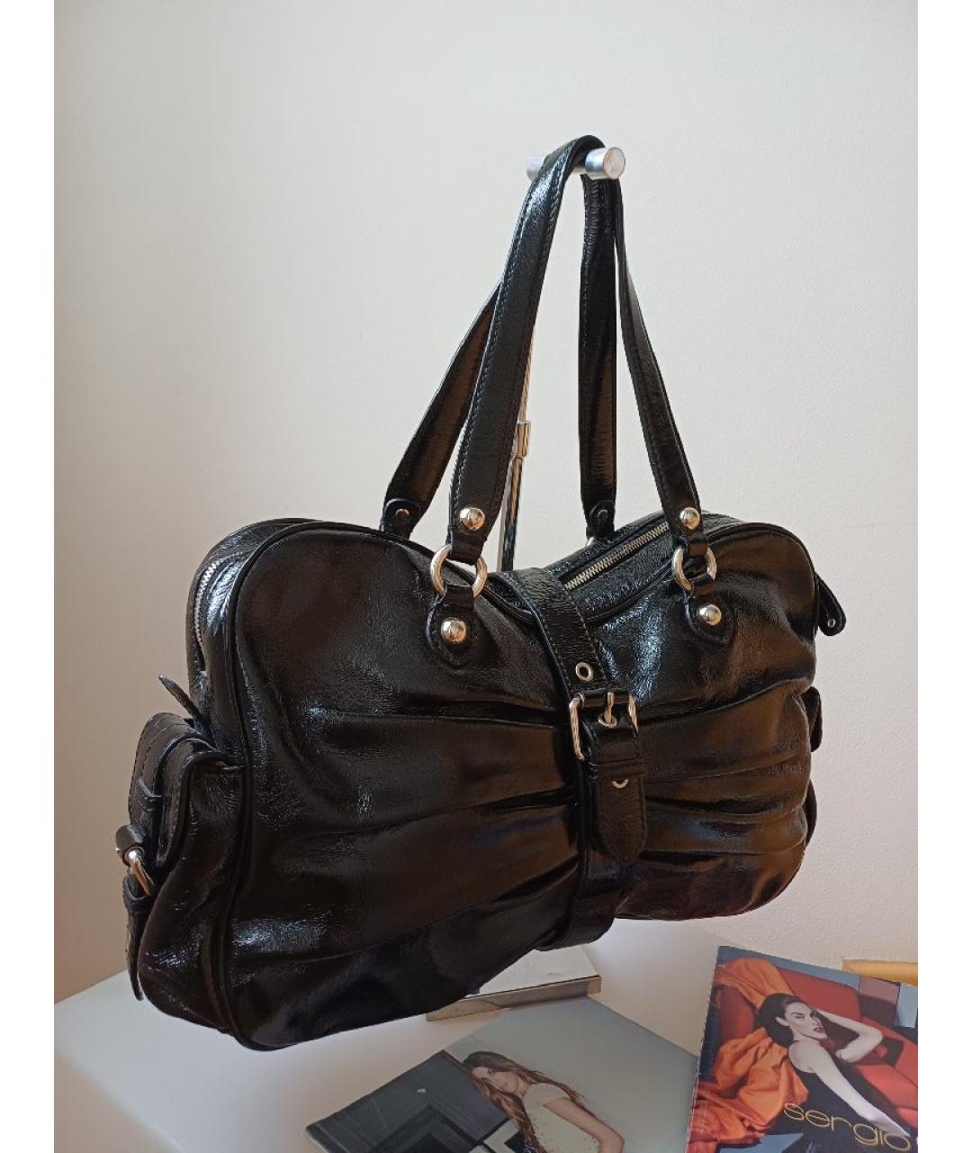 MOSCHINO Черная сумка тоут из лакированной кожи, фото 2