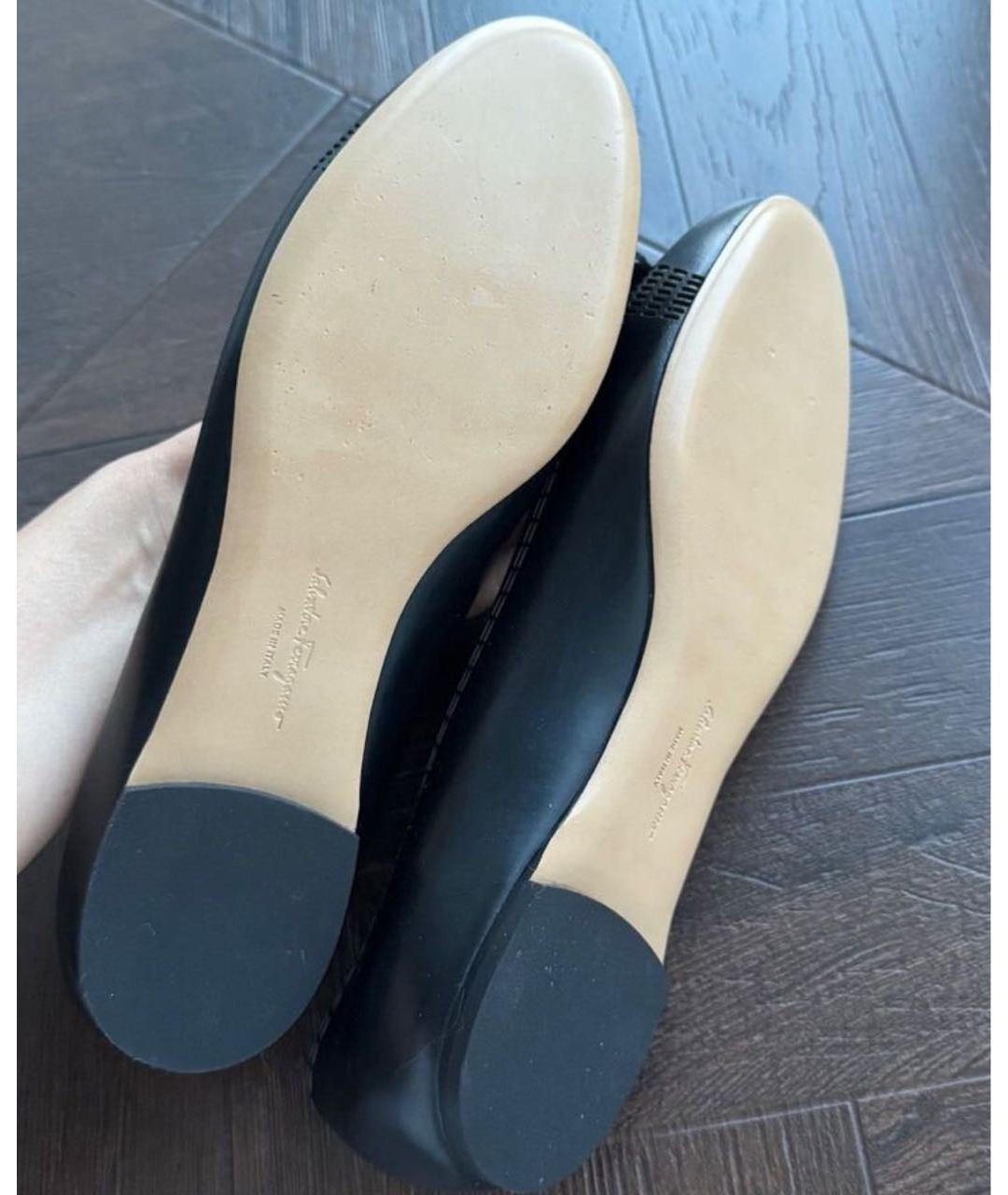 FERRAGAMO Черные кожаные балетки, фото 6