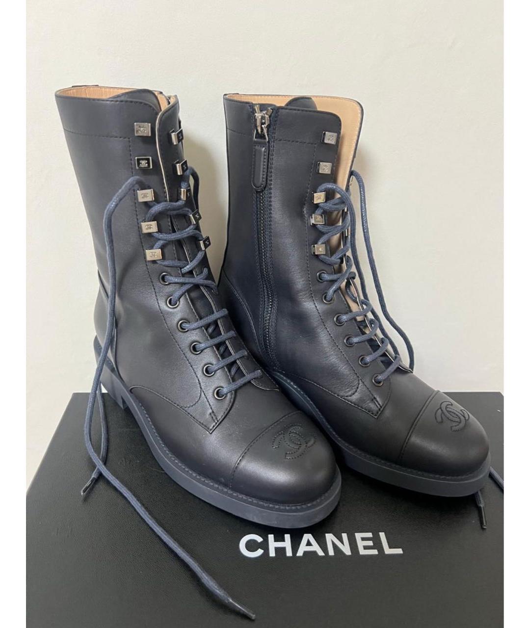 CHANEL Темно-синие кожаные сапоги, фото 7