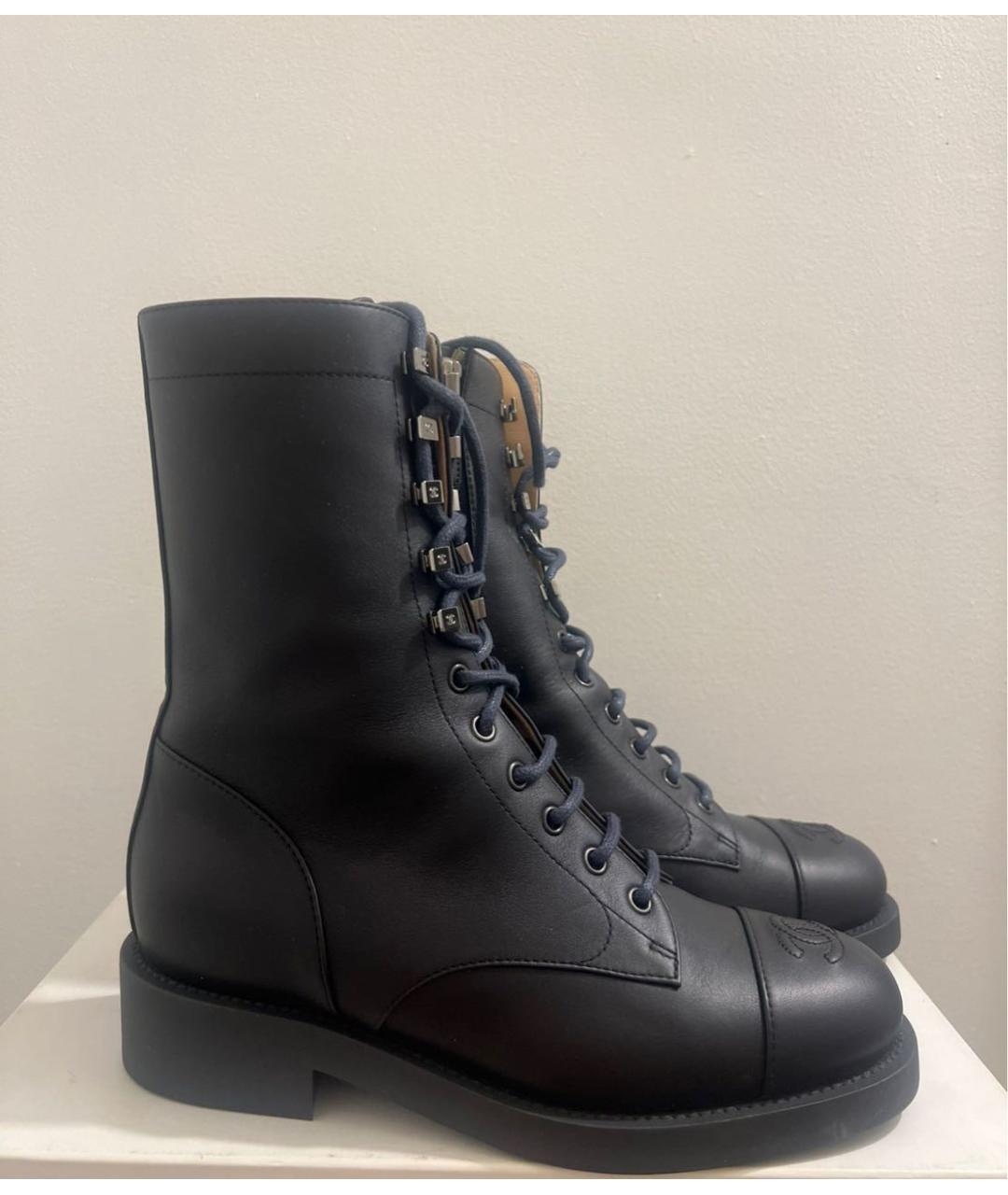 CHANEL Темно-синие кожаные сапоги, фото 9